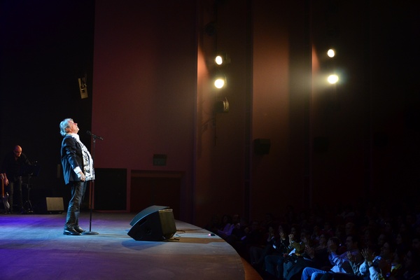 Herve Vilard Au Casino Du Liban